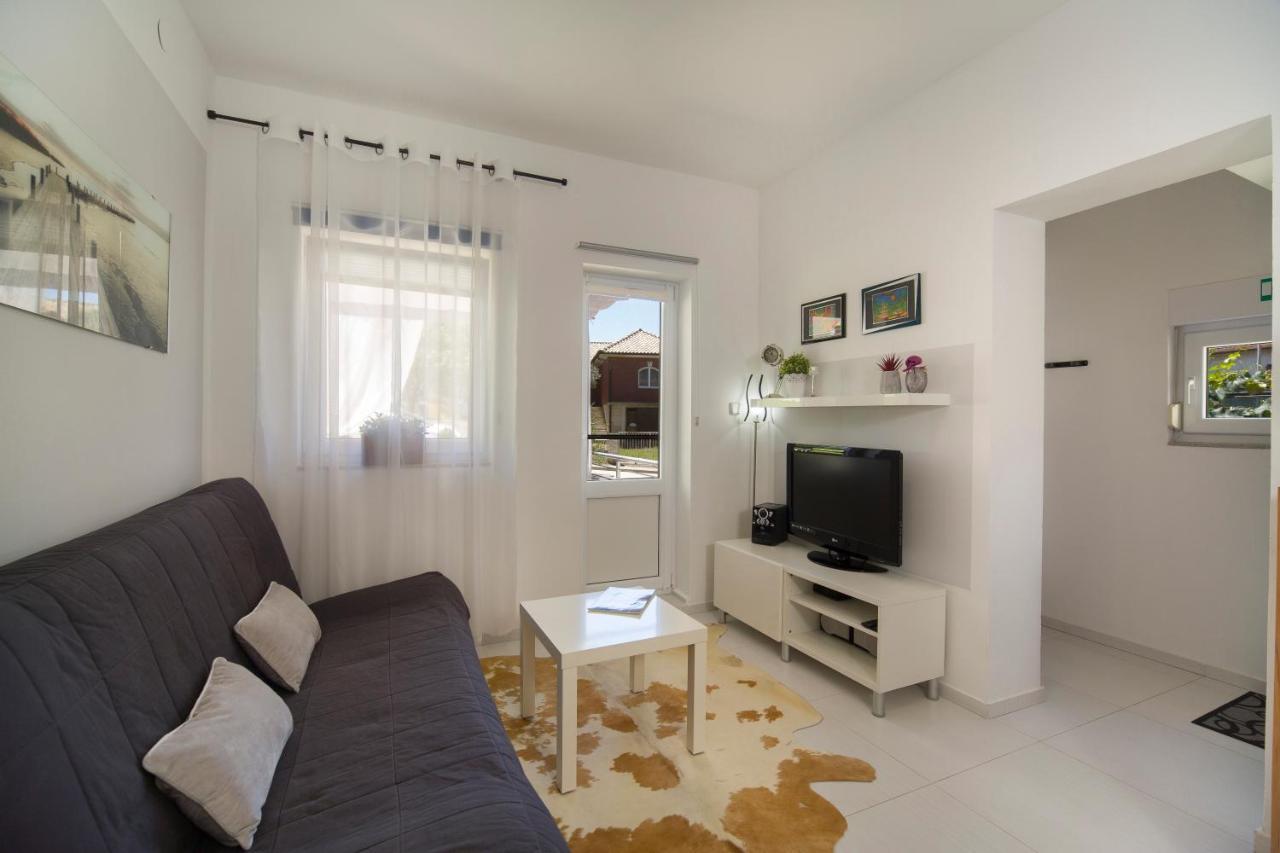 Apartment Katy Pola Esterno foto