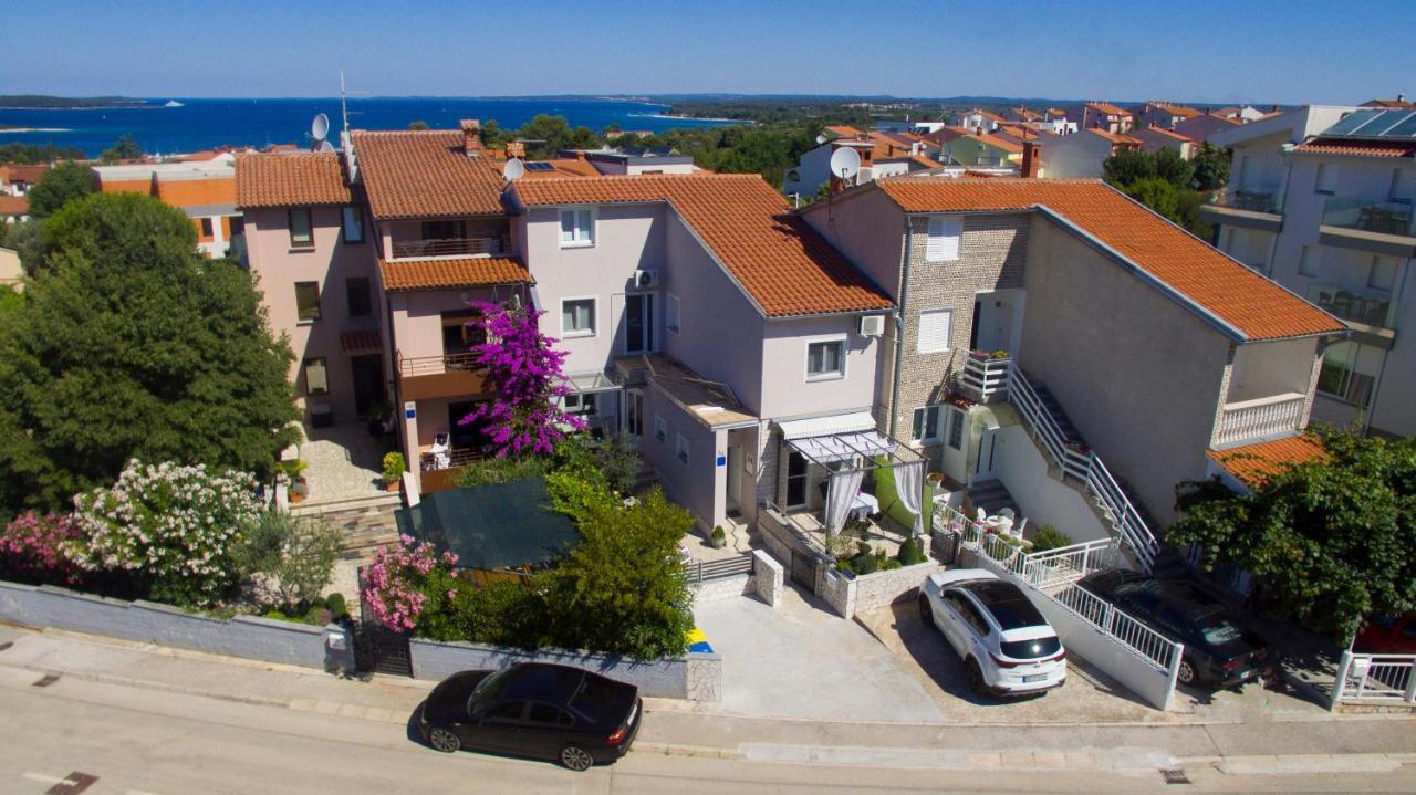 Apartment Katy Pola Esterno foto